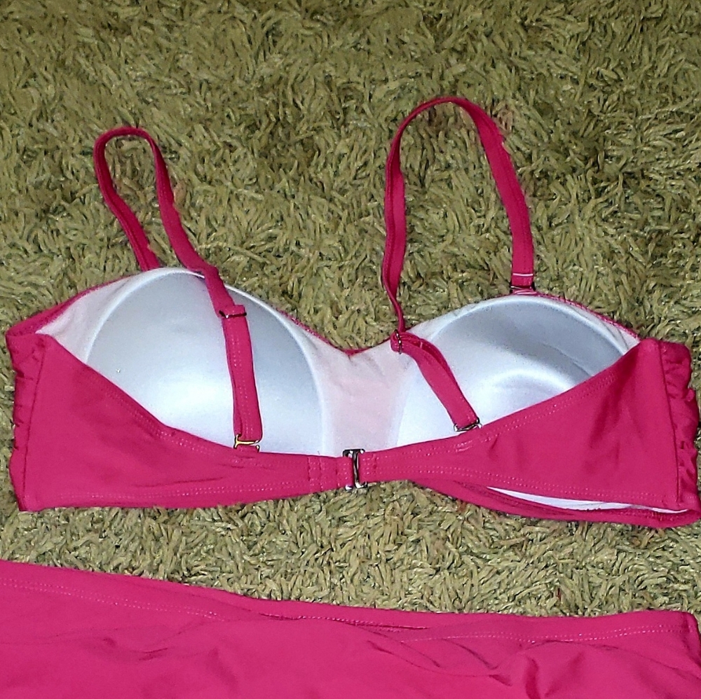 💗 Pink Bikini 💗 Swimsuit/Bathingsuits - Picture 3 of 9